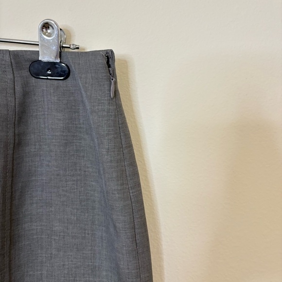 Kasper Gray Pencil Skirt Women Knee-Length Side Slit Side Zipper Size 8 - Picture 2 of 4